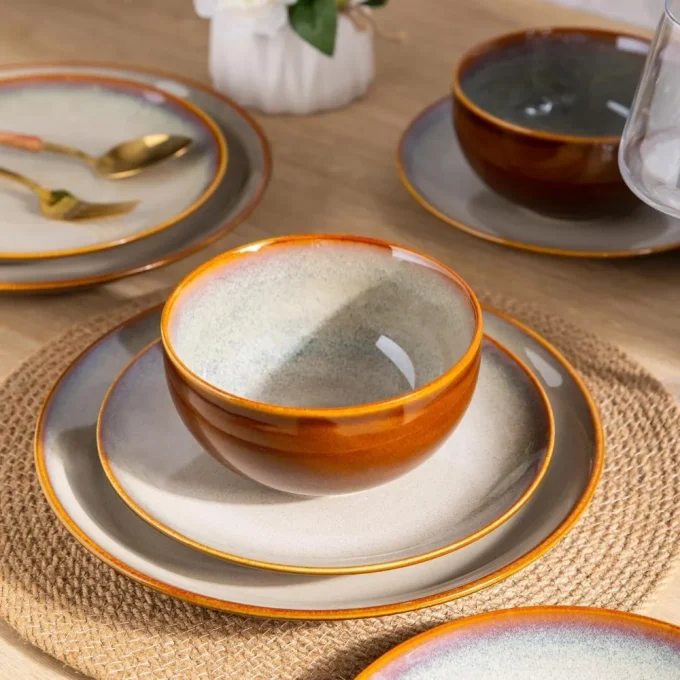 18-Piece Ceramic Dinnerware Set